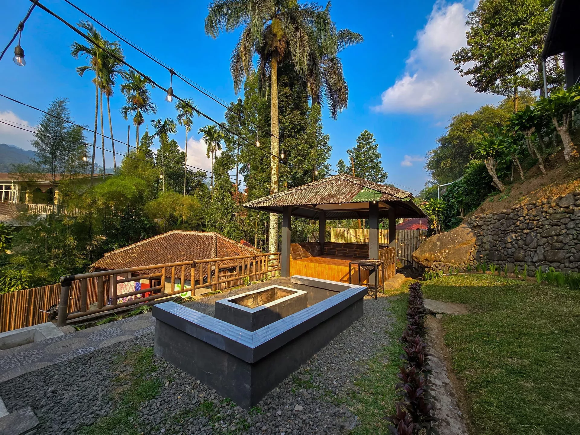 Villa 4D sorotan 2