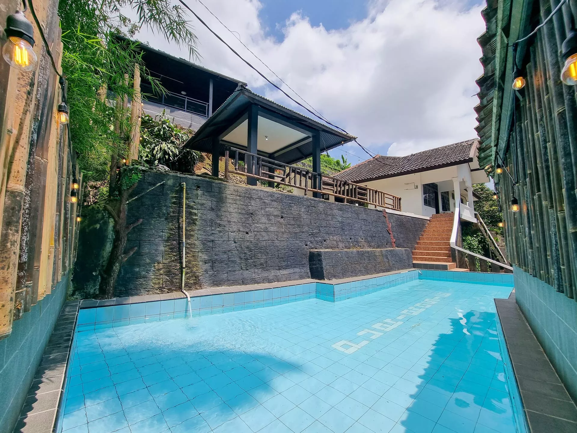 Villa 4D sorotan 3