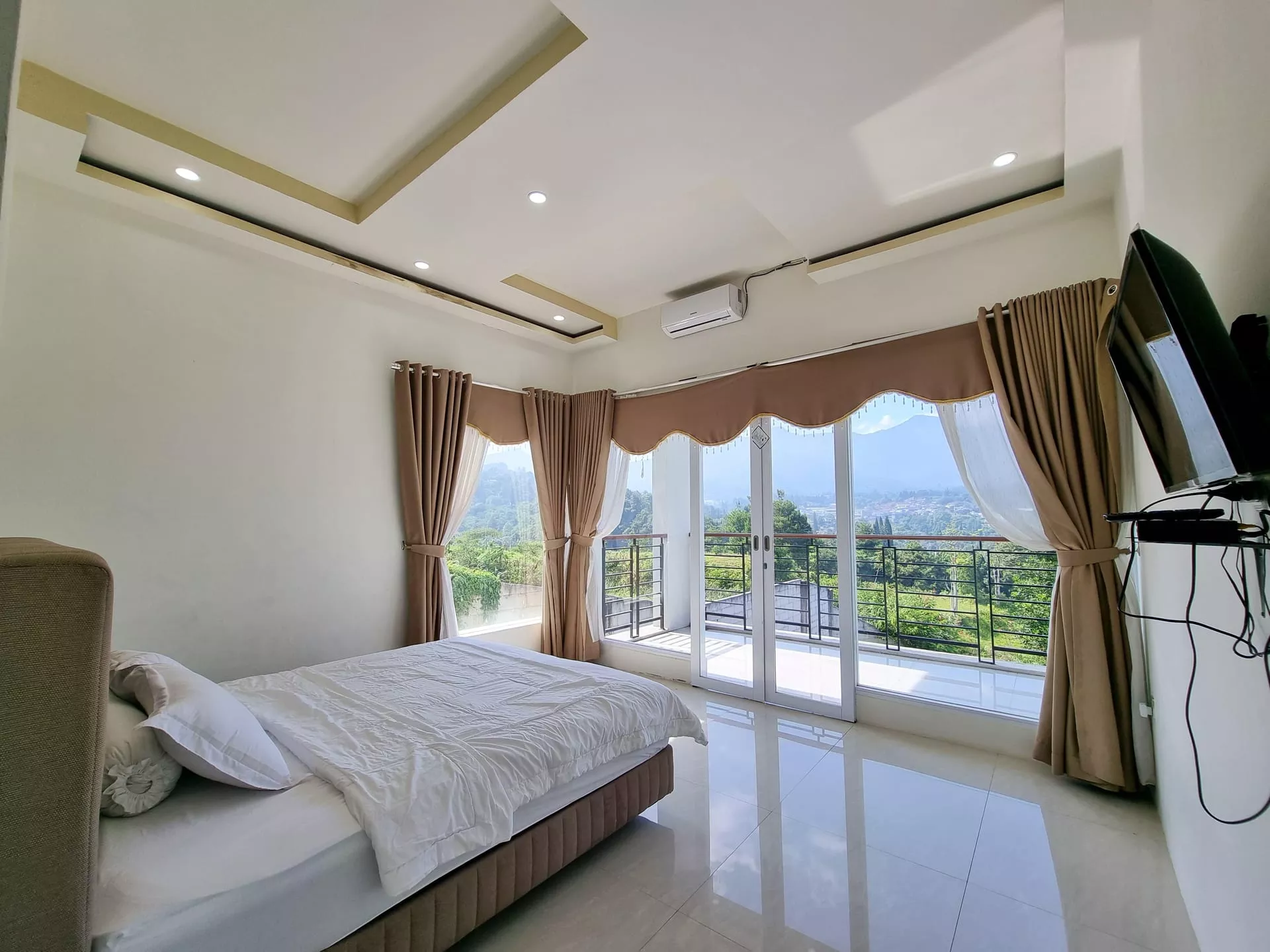 Villa Hala sorotan 2