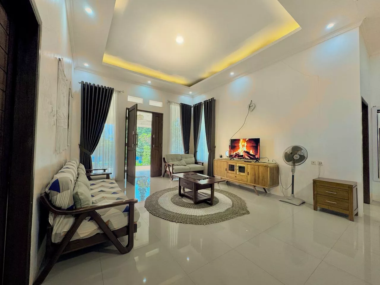Villa Opung sorotan 4