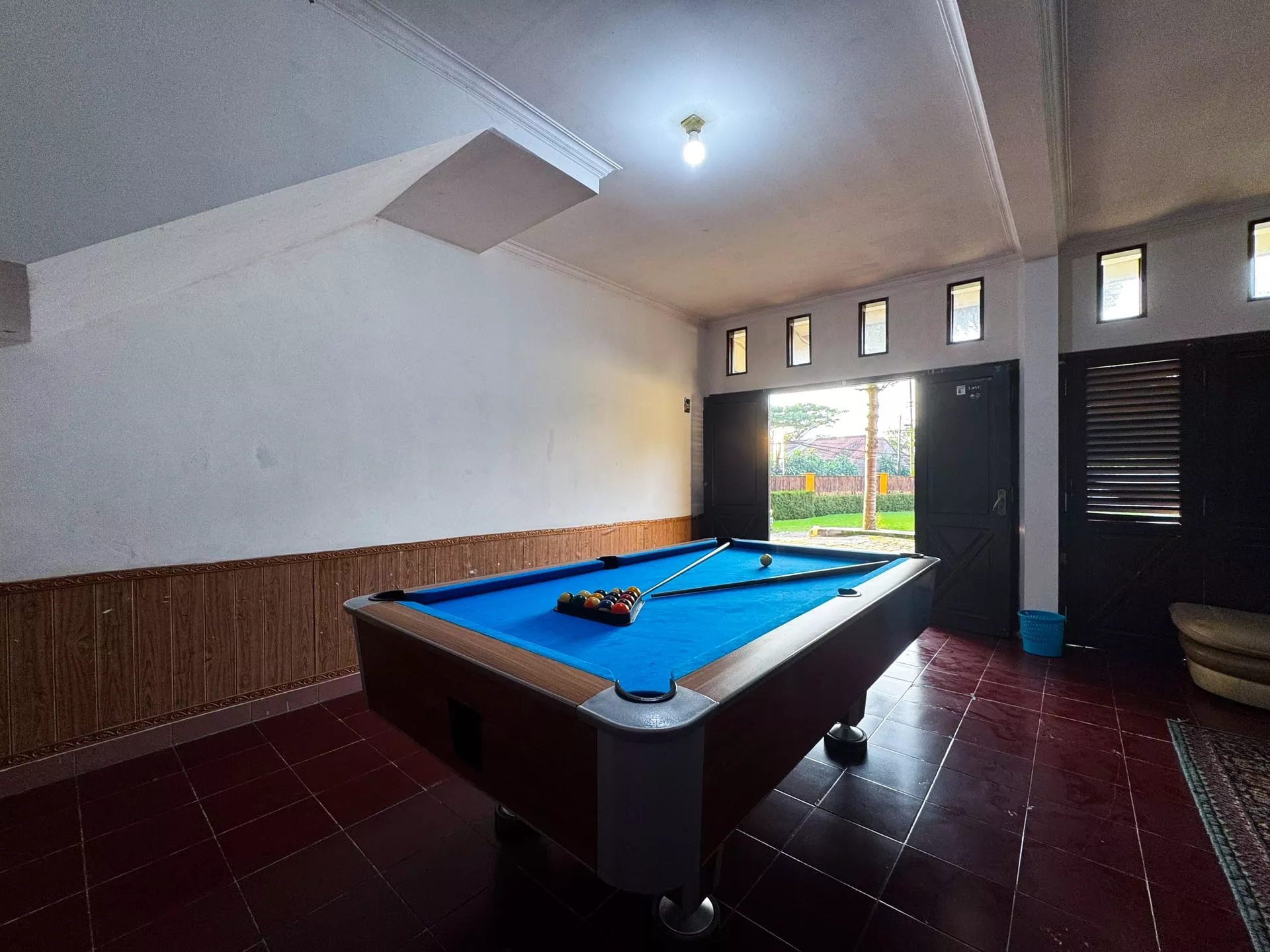 Villa Cemara sorotan 11