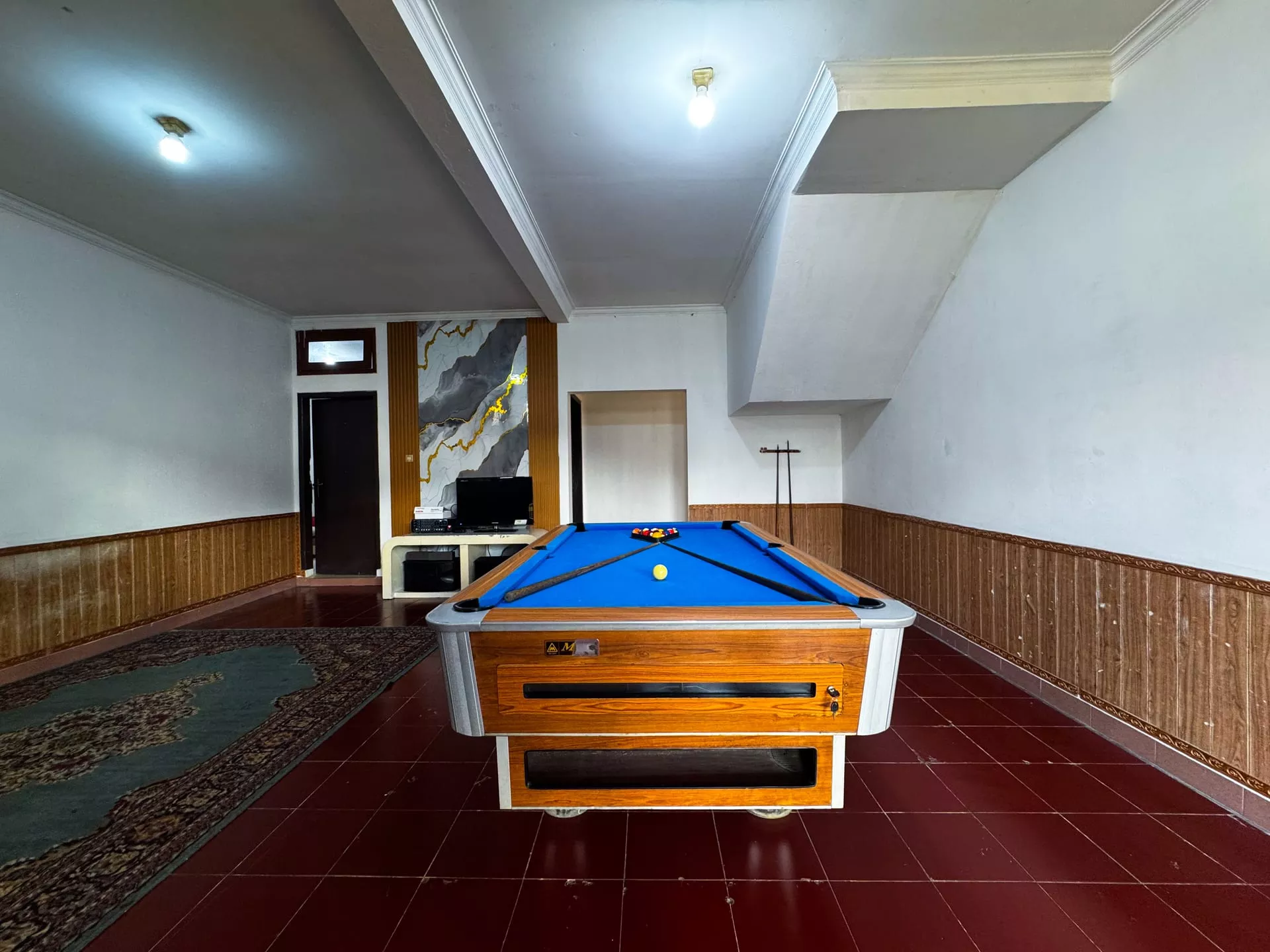 Villa Cemara sorotan 22